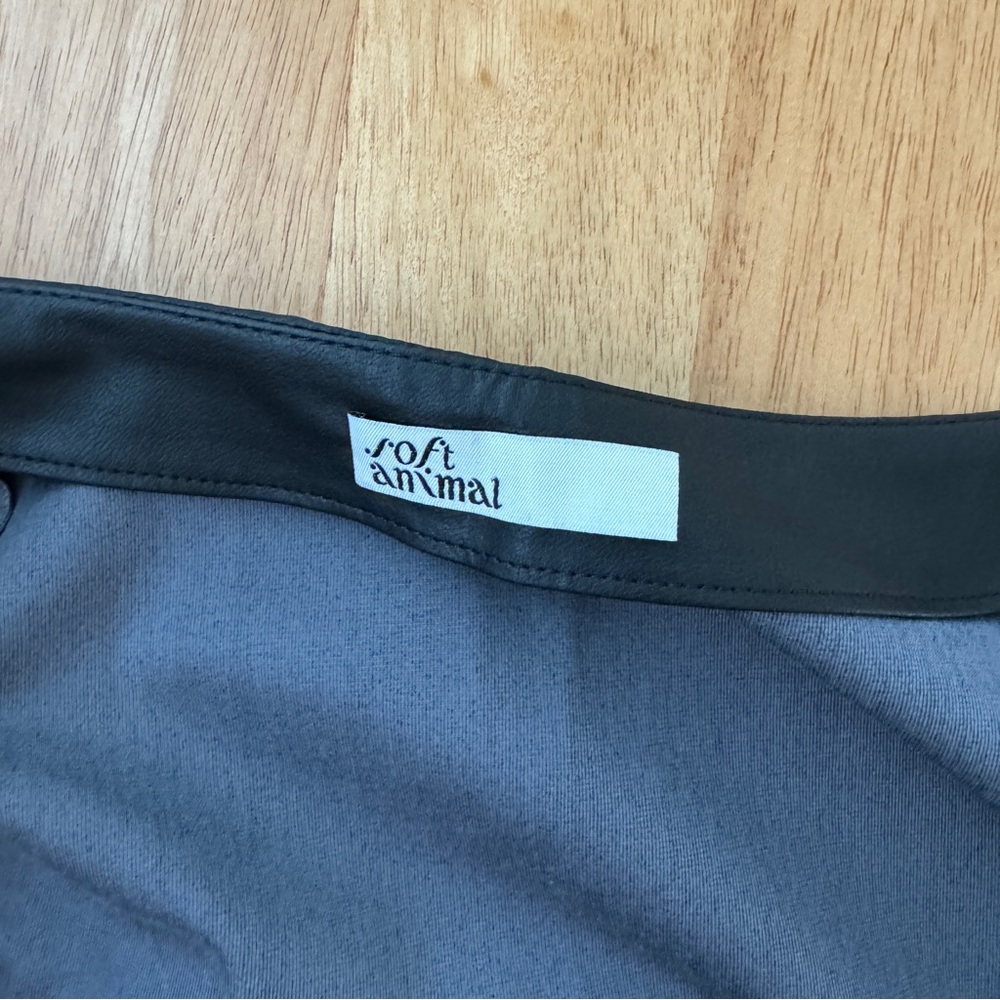 Soft Animal Side Slit Leather Skirt - Picture 4 of 5